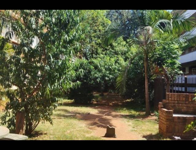 2.5 BEDROOM APARTMENT FOR SALE IN SUNNYSIDE